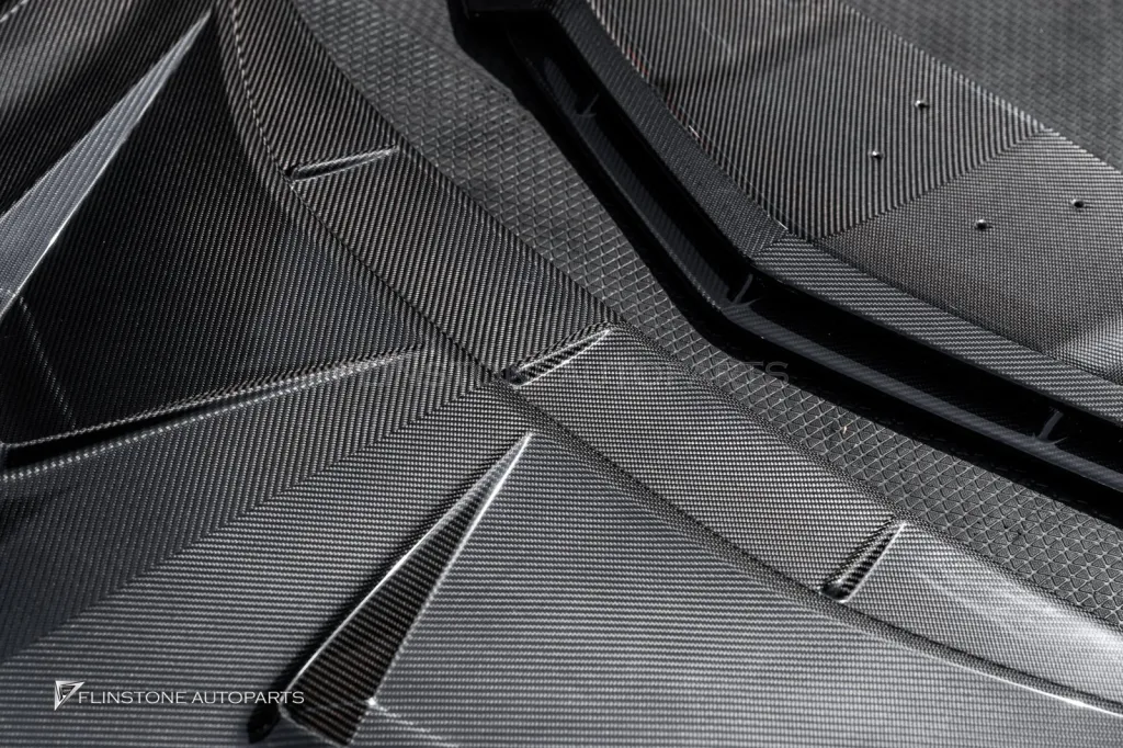 Lamborghini Revuelto Mansory X Duke Dynamic X Usus พาร์ทคาร์บอนรอบคัน