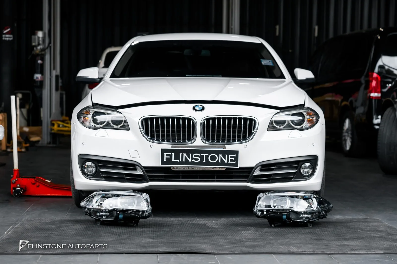 BMW F10 ไฟหน้า