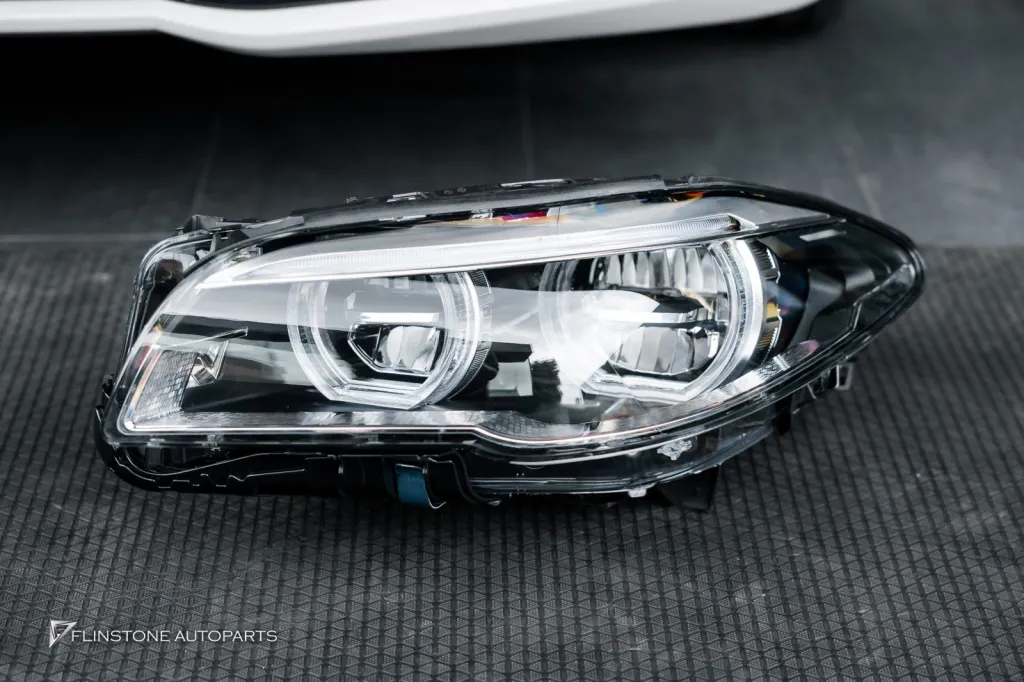 BMW F10 ไฟหน้า