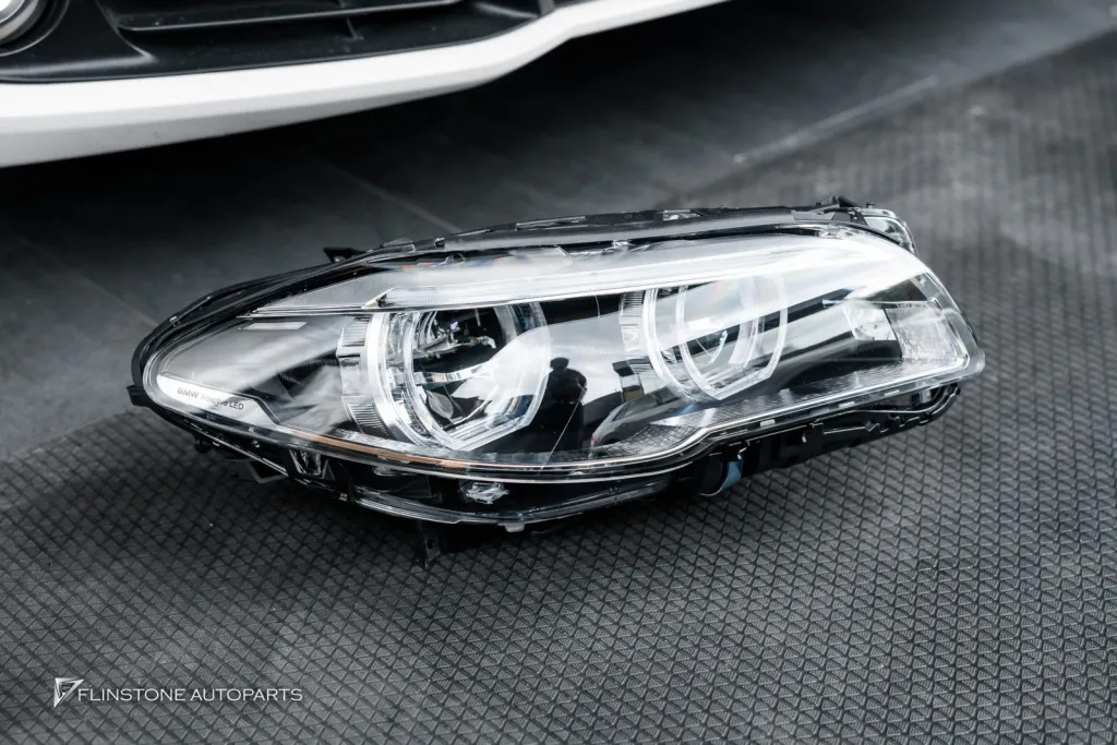 BMW F10 ไฟหน้า