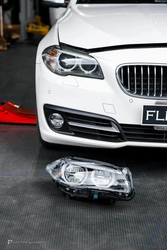 BMW F10 ไฟหน้า