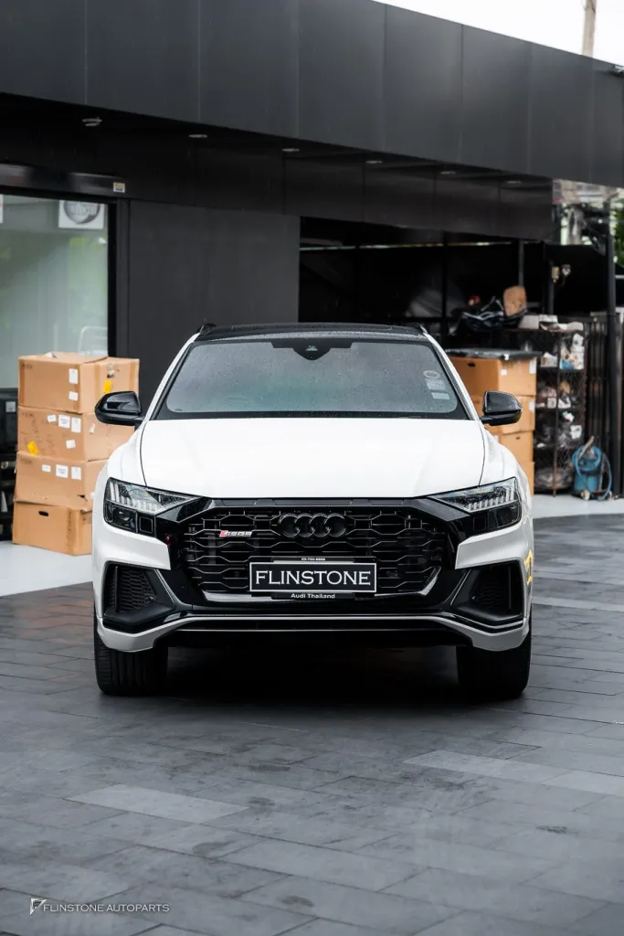 Audi Q8 กระจัง