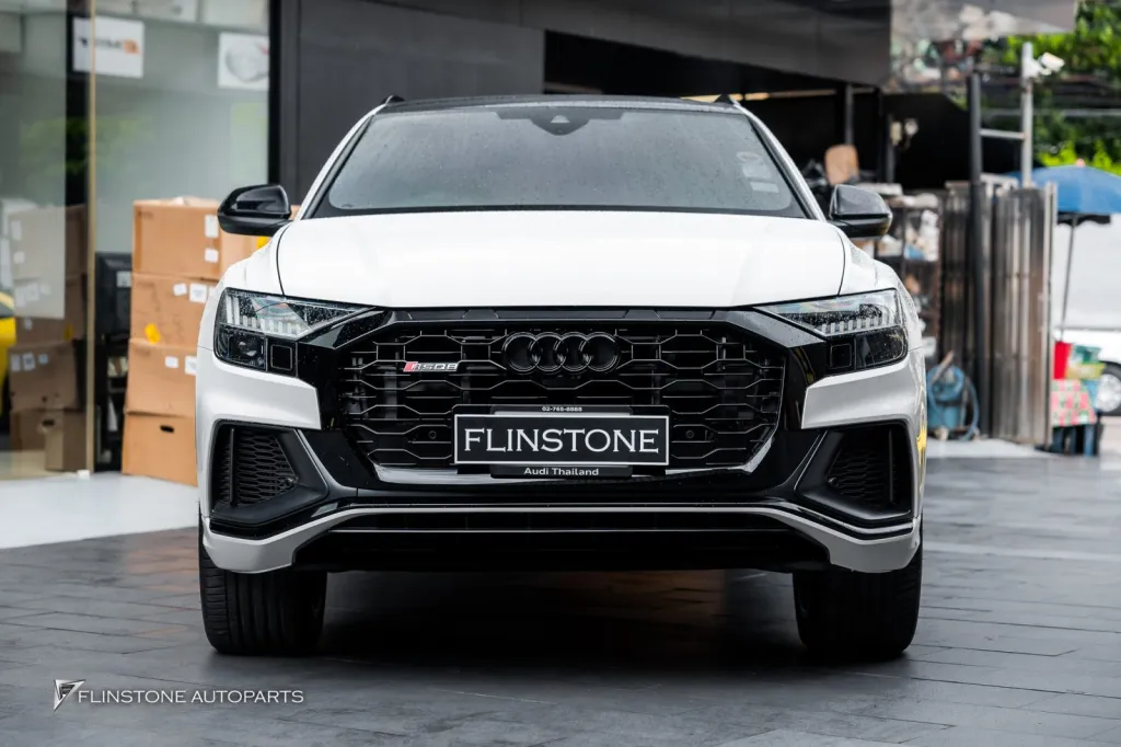 Audi Q8 กระจัง
