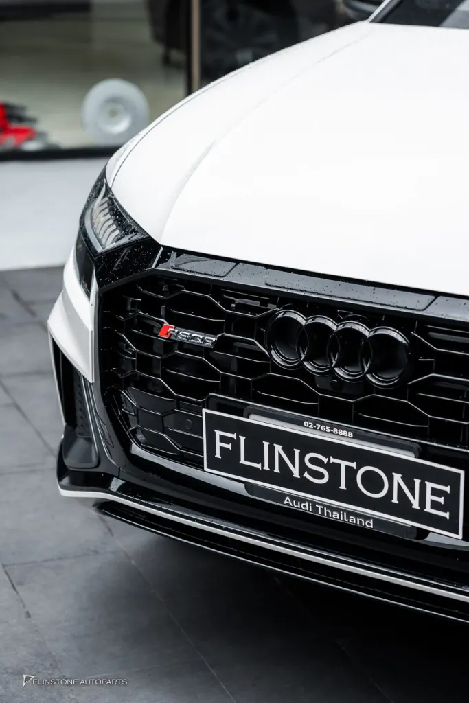 Audi Q8 กระจัง