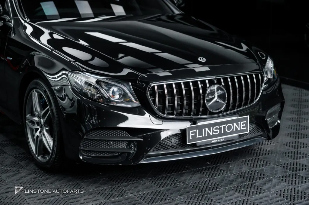 Mercedes Benz W213 กระจัง GT