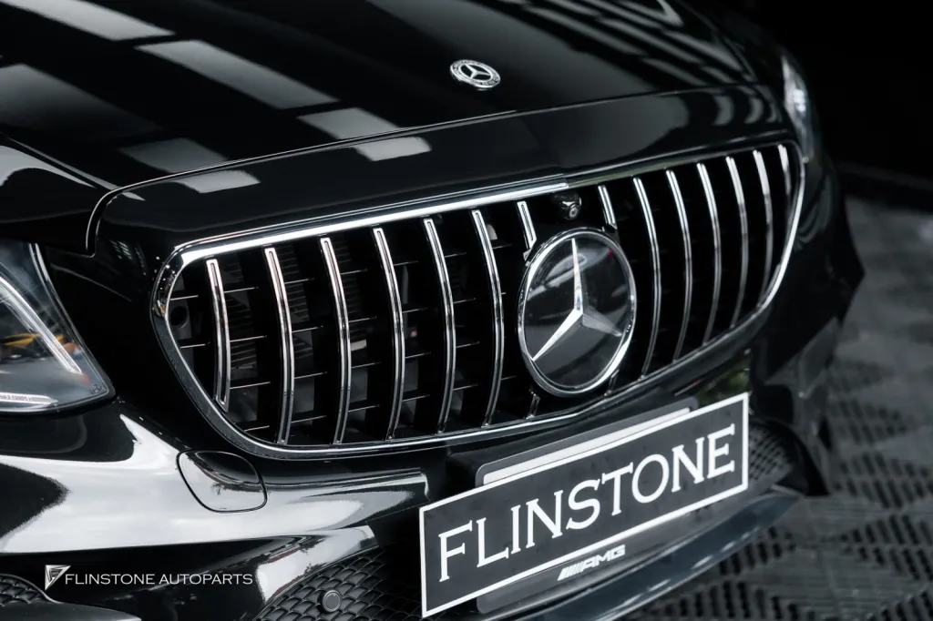 Mercedes Benz W213 กระจัง GT
