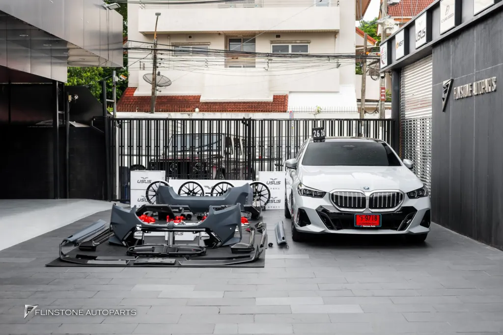 BMW G60 to  M5 พาร์ทรอบคัน + คาบอน , ล้อusus ,