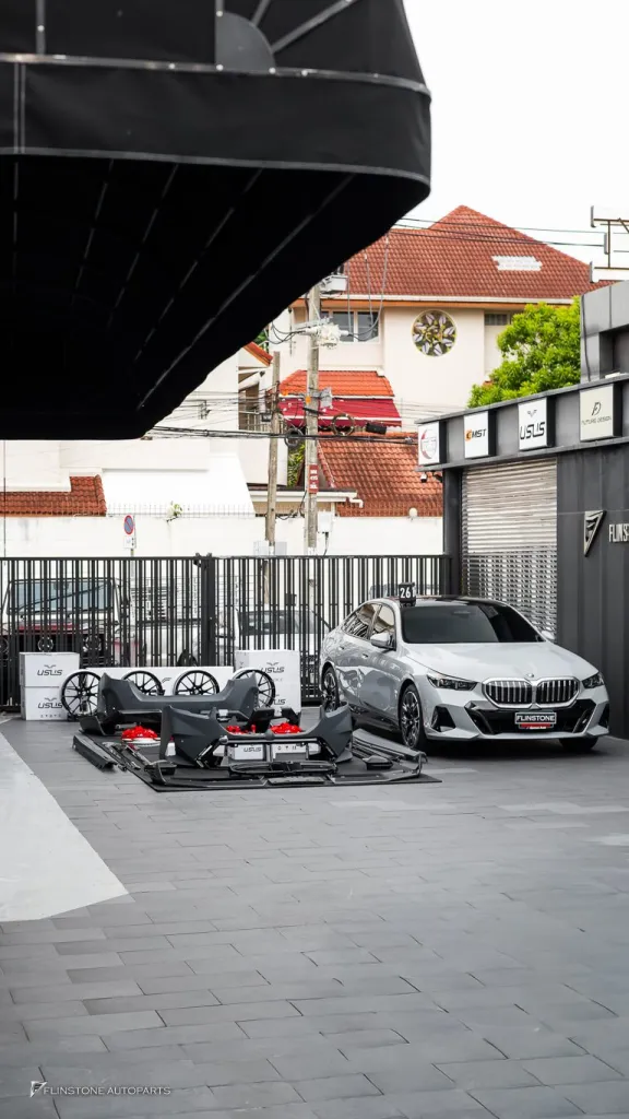 BMW G60 to  M5 พาร์ทรอบคัน + คาบอน , ล้อusus ,