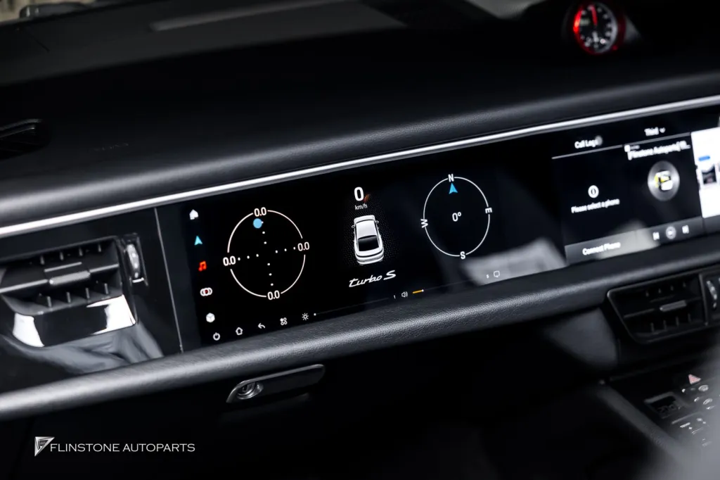 Porsche Macan จอ Dual Screen