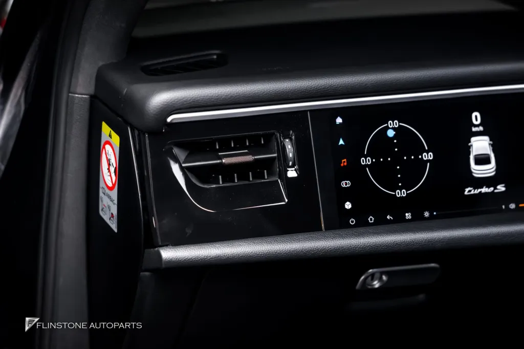 Porsche Macan จอ Dual Screen