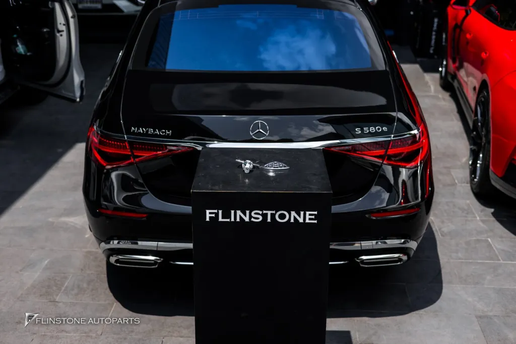 Mercedes Benz Sclass โลโก้ Maybach