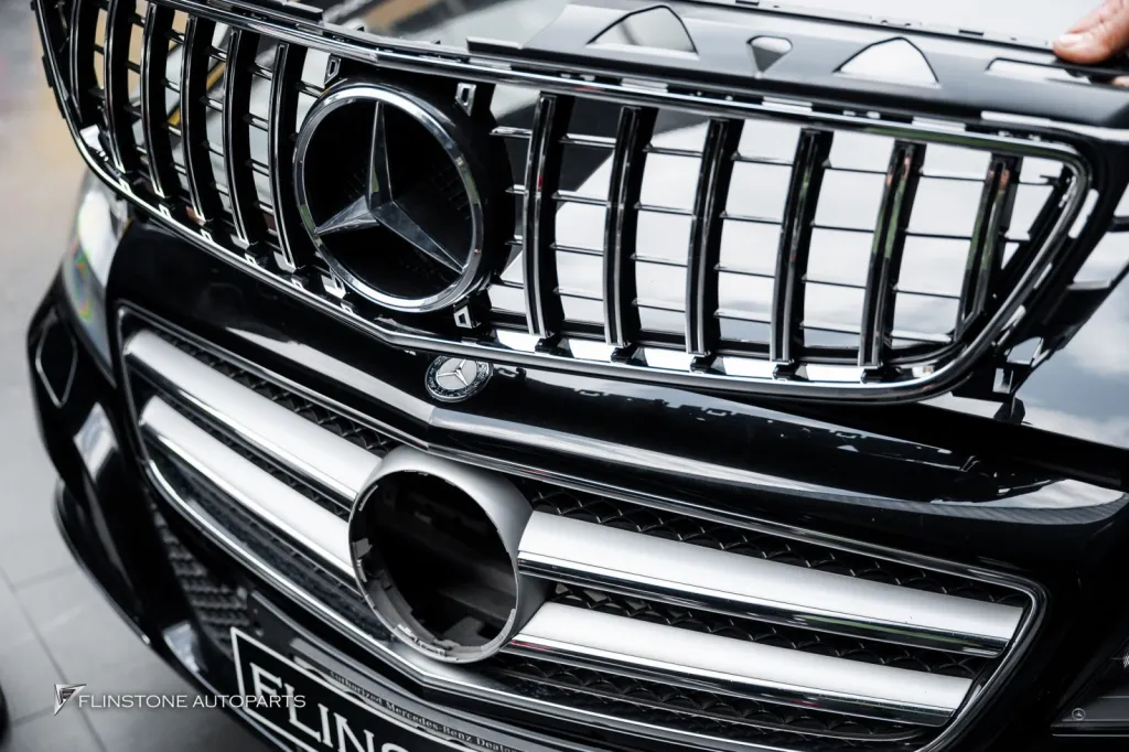 Mercedes Benz Cls 218 กระจัง