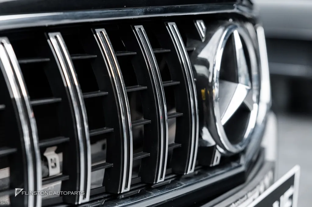Mercedes Benz Cls 218 กระจัง