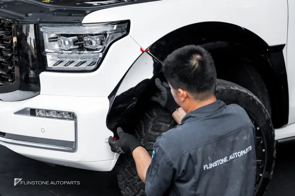 GWM Tank 500 ชุดพาร์ทดำเงารอบคัน ฝากระโปรง กันชน LED หลังคา กระจัง