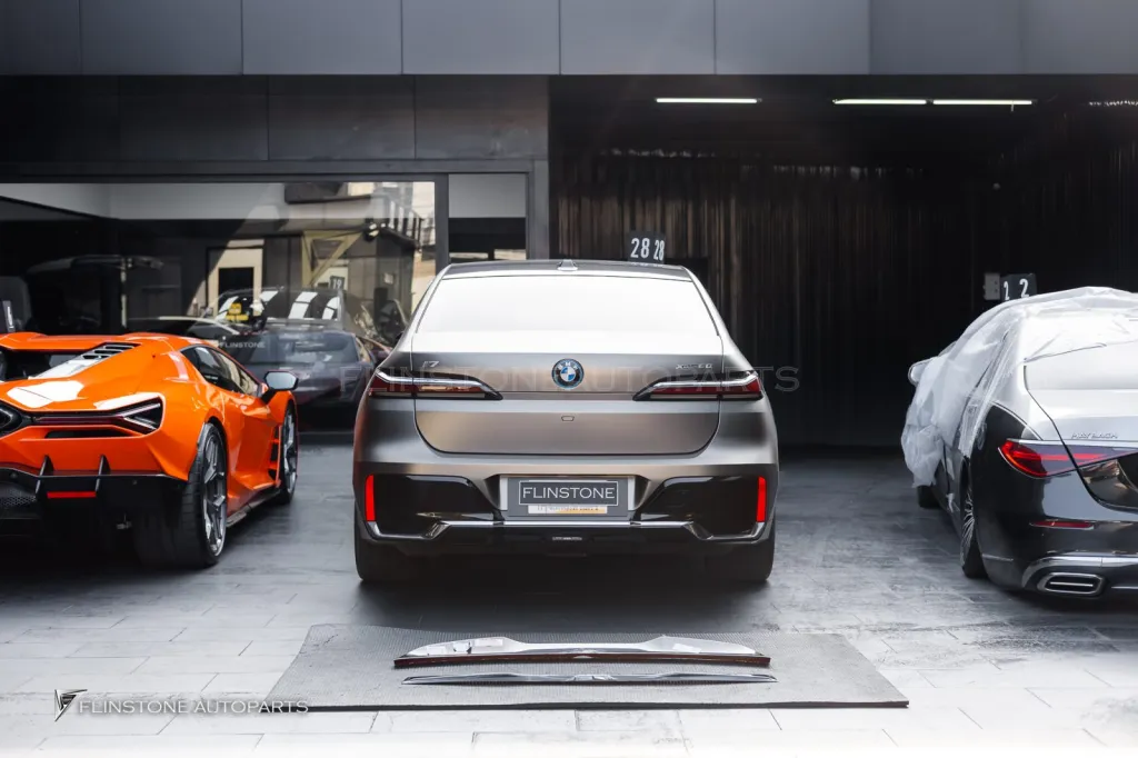 BMW I7 尾翼 maxton