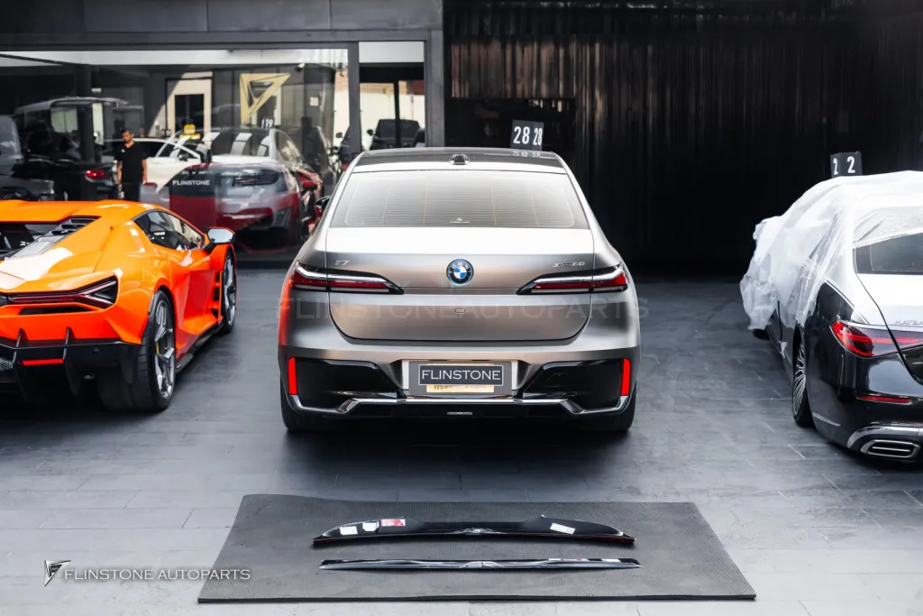 BMW I7 尾翼 maxton