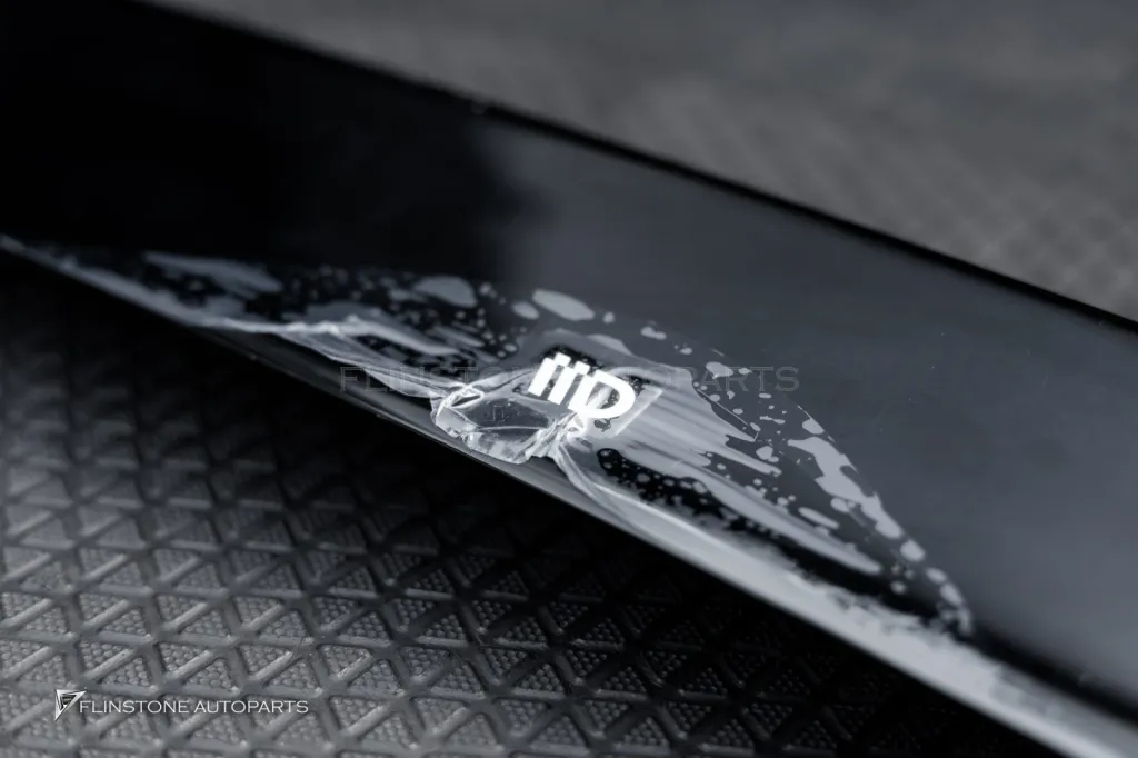 BMW I7 尾翼 maxton