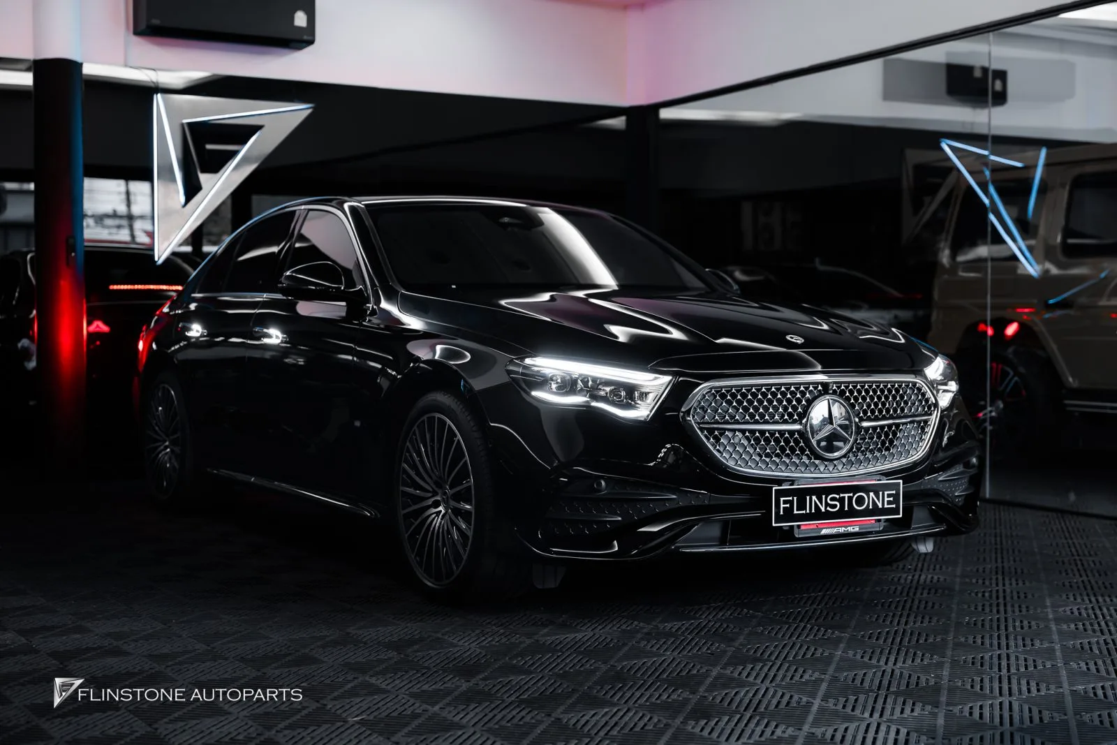 Mercedes Benz W214 กระจัง LED แท้