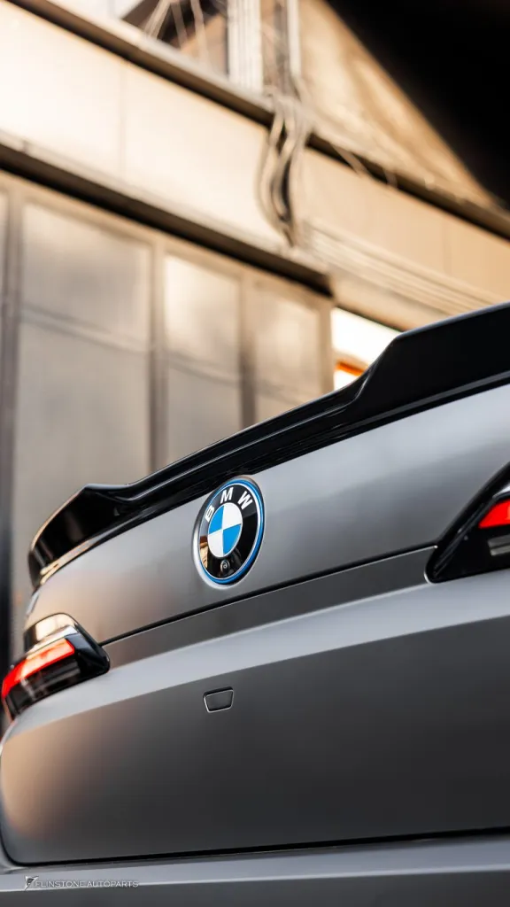 BMW I7 尾翼 maxton