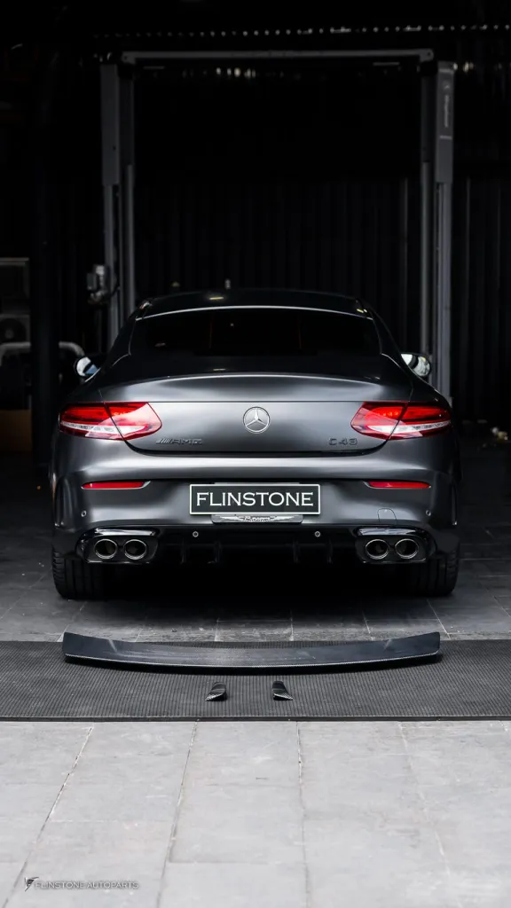 Mercedes Benz C205 扰流板碳纤维后饰条