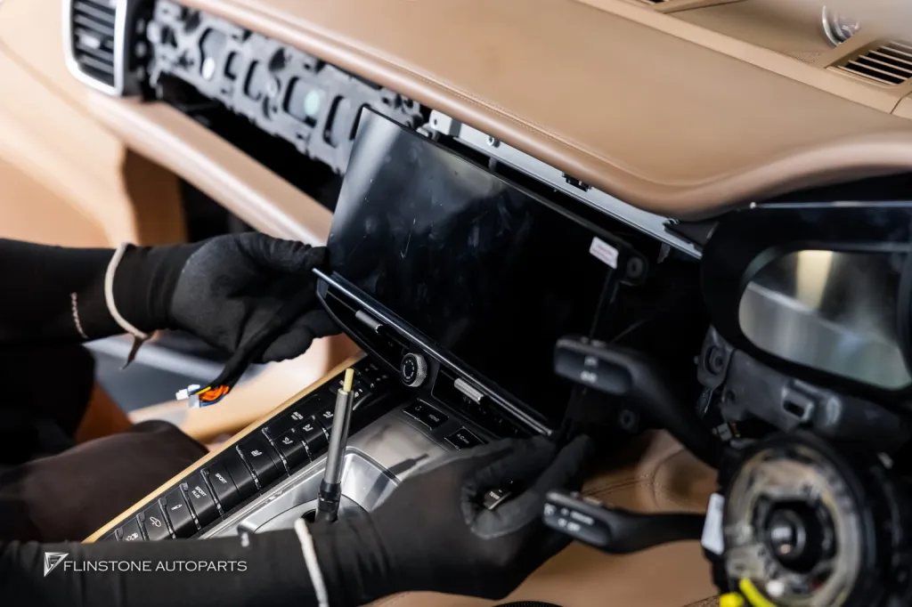 Porsche Panamera จอ Dual Screen พวงมาลัย ช่องแอร์