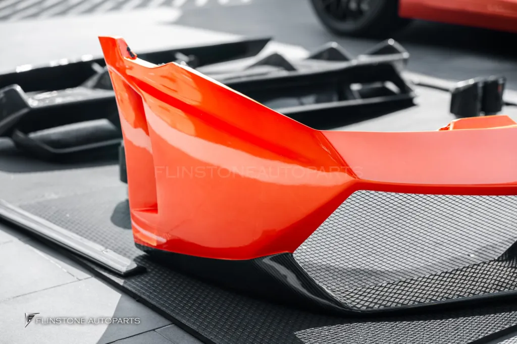 Lamborghini Gallado กันชนหน้า ดิฟ สเกิร์ต ปลายท่อ