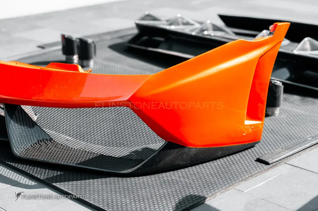 Lamborghini Gallado กันชนหน้า ดิฟ สเกิร์ต ปลายท่อ
