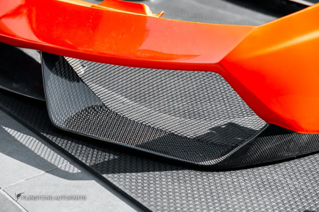 Lamborghini Gallado กันชนหน้า ดิฟ สเกิร์ต ปลายท่อ