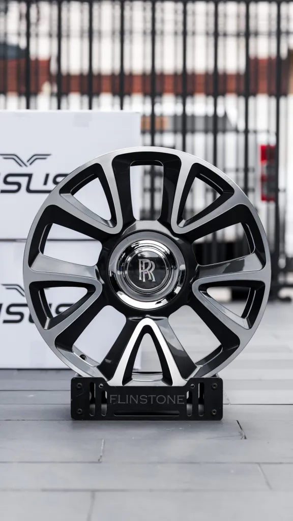 Wheels Usus RR shipped to Laos