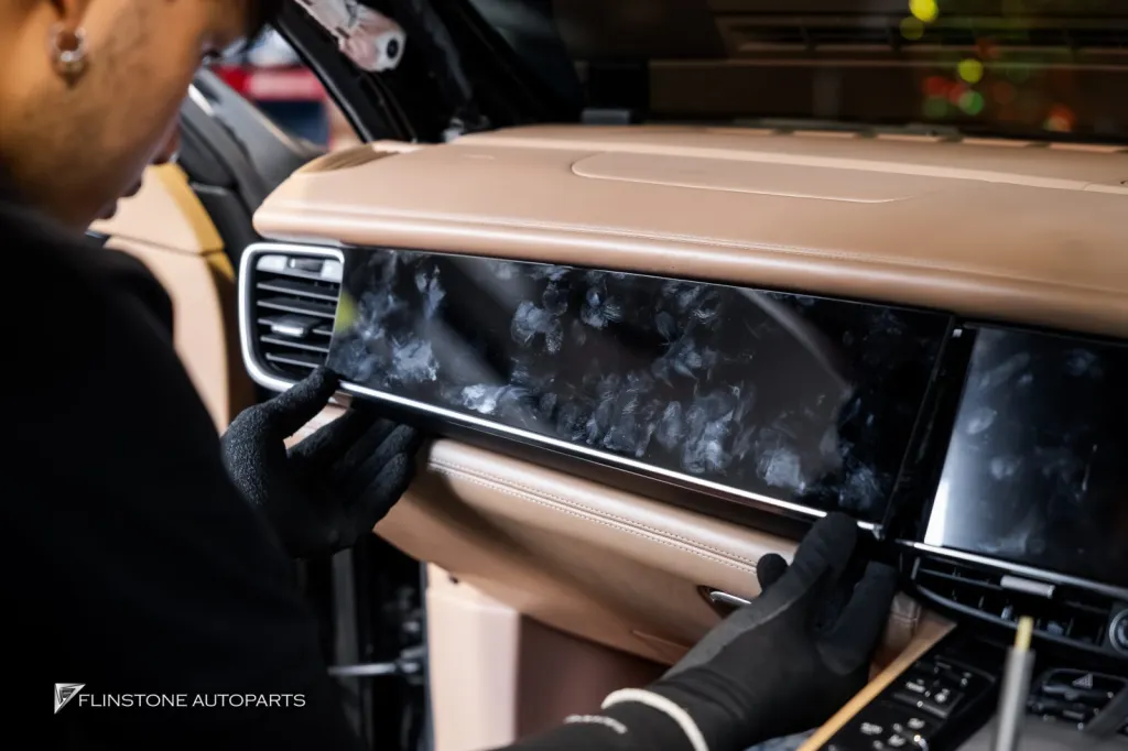 Porsche Panamera จอ Dual Screen พวงมาลัย ช่องแอร์