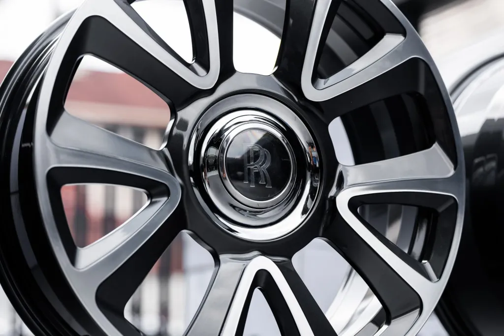 Wheels Usus RR shipped to Laos