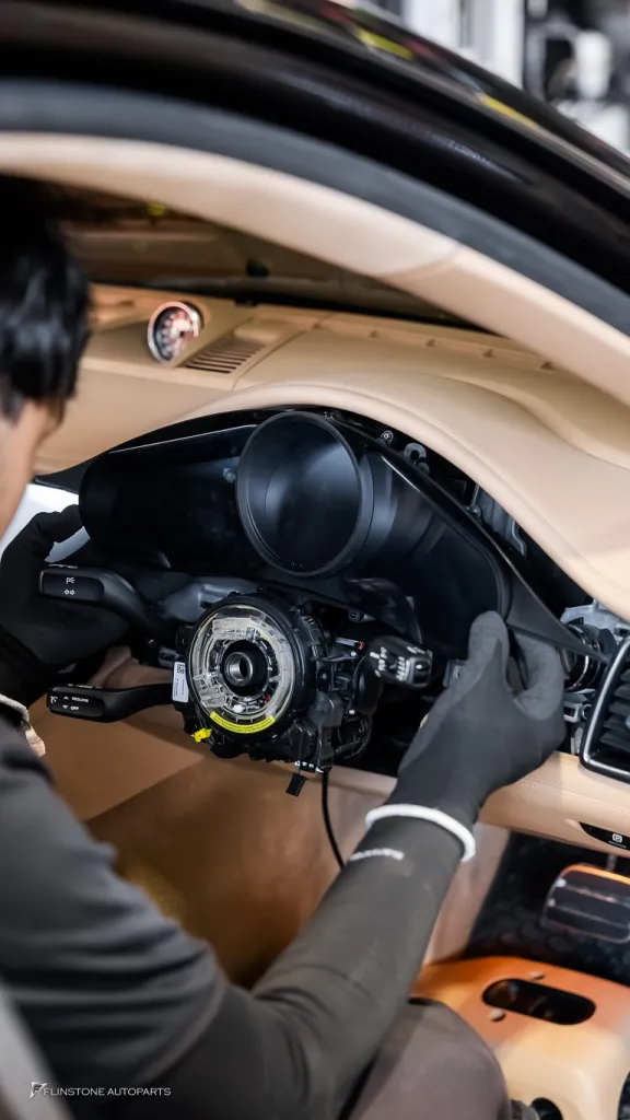 Porsche Panamera จอ Dual Screen พวงมาลัย ช่องแอร์