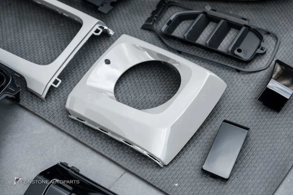 Mercedes Benz Gclass facelift 2024 Parts Kit