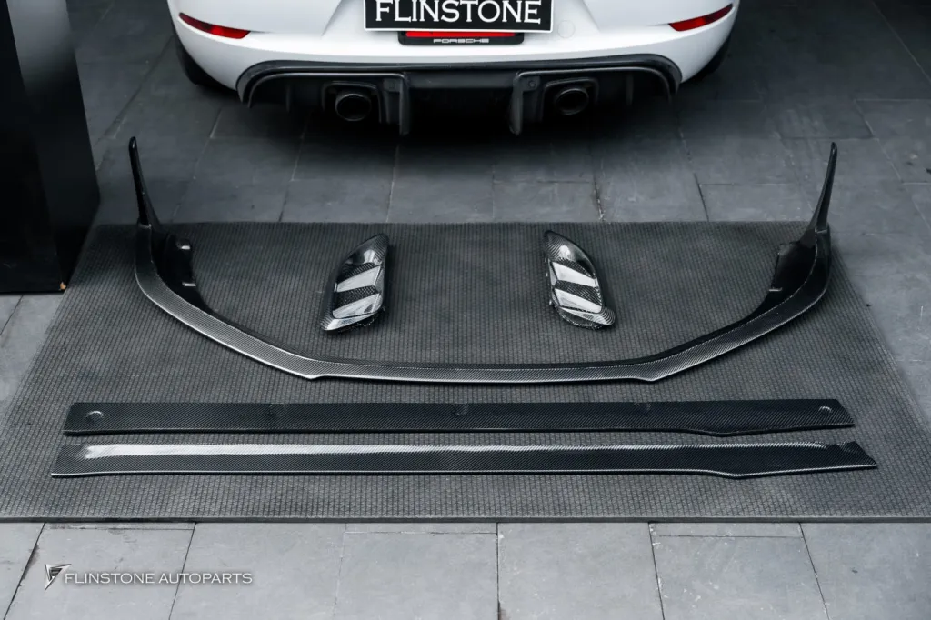 Porsche 718 GTS full carbon Steering Wheel