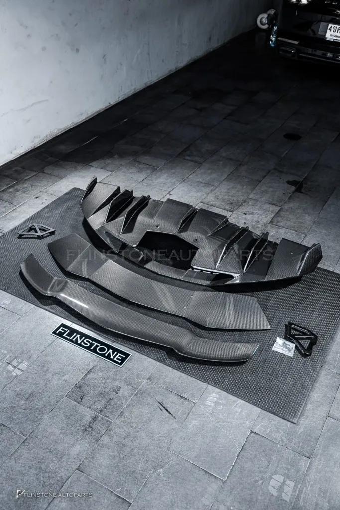 พาร์ทคาร์บอน 1016 Lamborghini