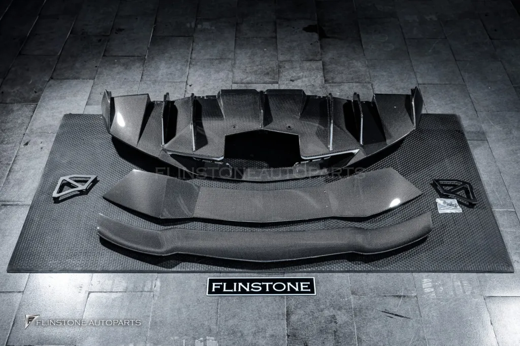 พาร์ทคาร์บอน 1016 Lamborghini