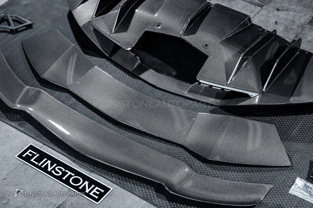 พาร์ทคาร์บอน 1016 Lamborghini