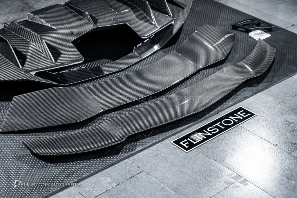 พาร์ทคาร์บอน 1016 Lamborghini
