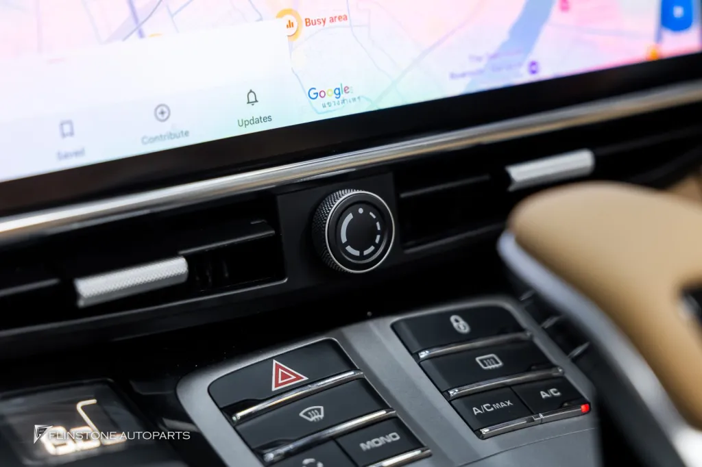 Porsche Panamera จอ Dual Screen พวงมาลัย ช่องแอร์
