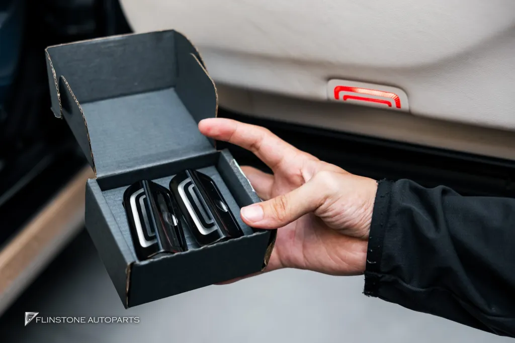 Mercedes Benz Sclass โลโก้ Maybach ไฟส่องพื้น