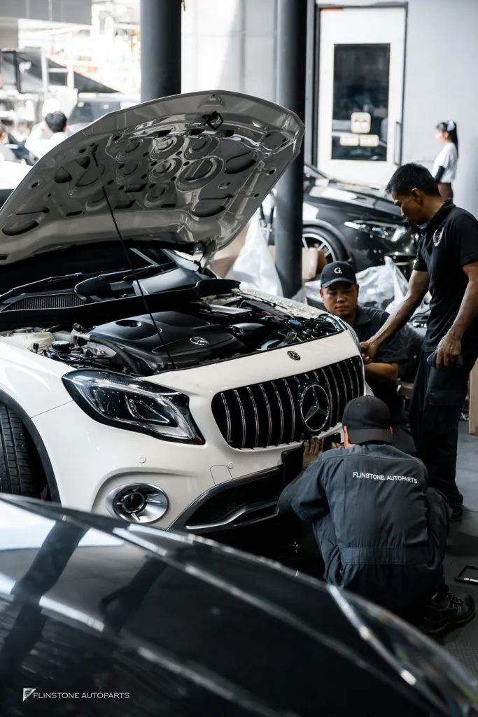 Mercedes Benz Gla กระจัง