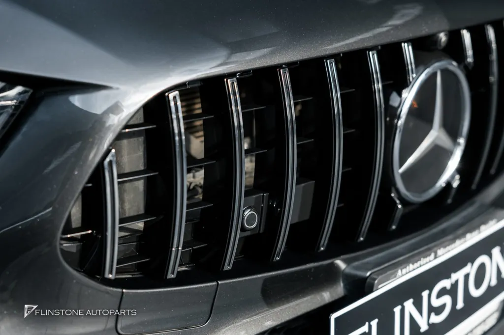 Mercedes Benz Cls กระจัง