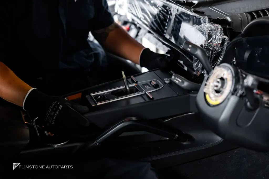 Porsche Cayenne 958 โช้ค AGT กล่อง RACE CHIP ท่อ Res Exhaust เบรคเซรามิค