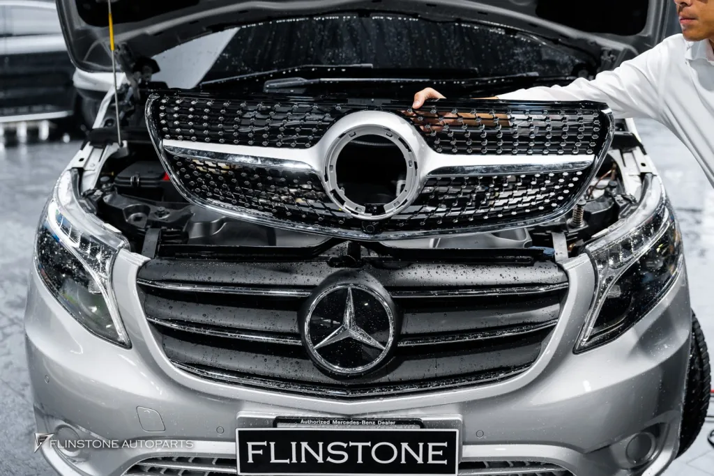 Mercedes Benz Vito กระจัง