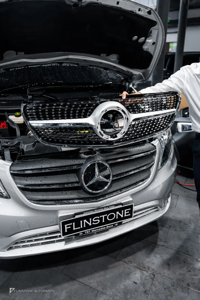 Mercedes Benz Vito กระจัง