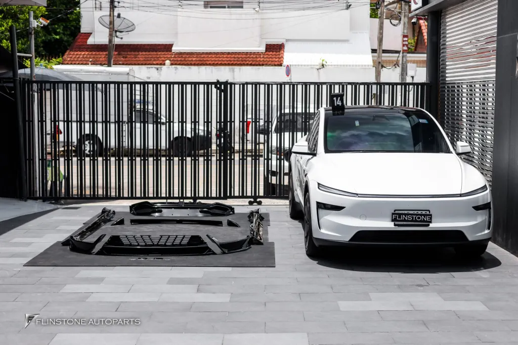Tesla Model 3 ชุดพาร์ท Yofer design รอบคัน