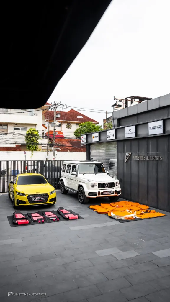 Audi TT X Gclass ภายในคู่