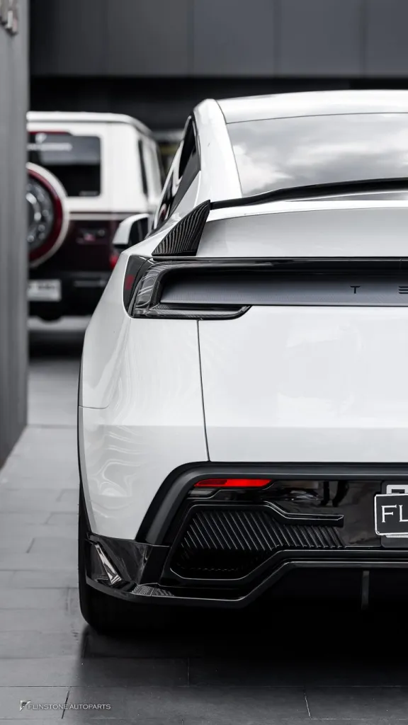 Tesla Model 3 ชุดพาร์ท Yofer design รอบคัน