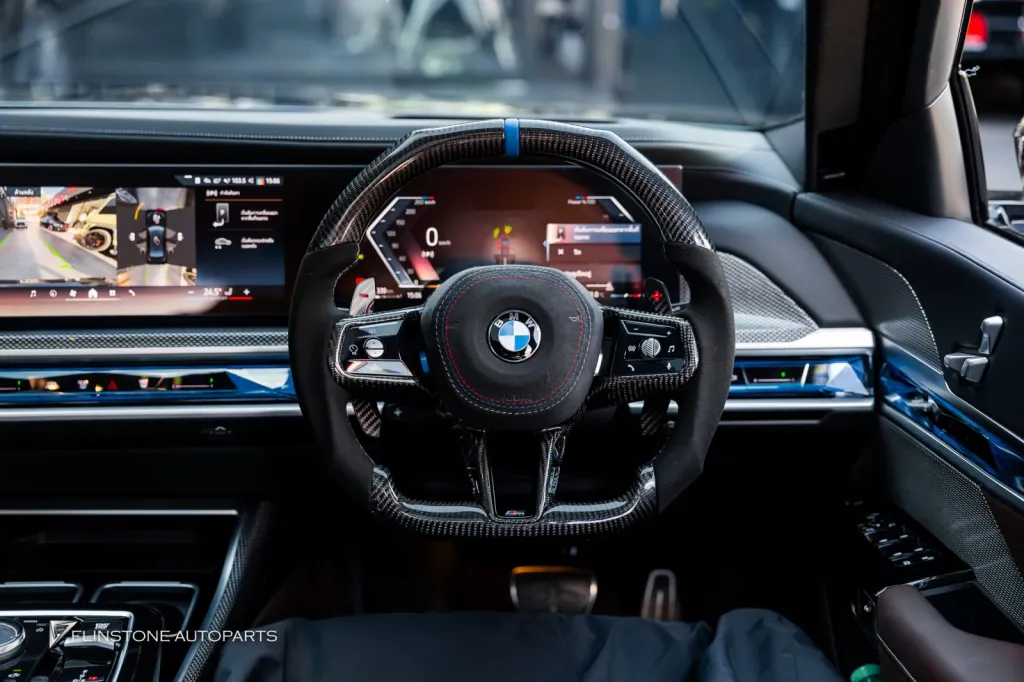 BMW i7 方向盘