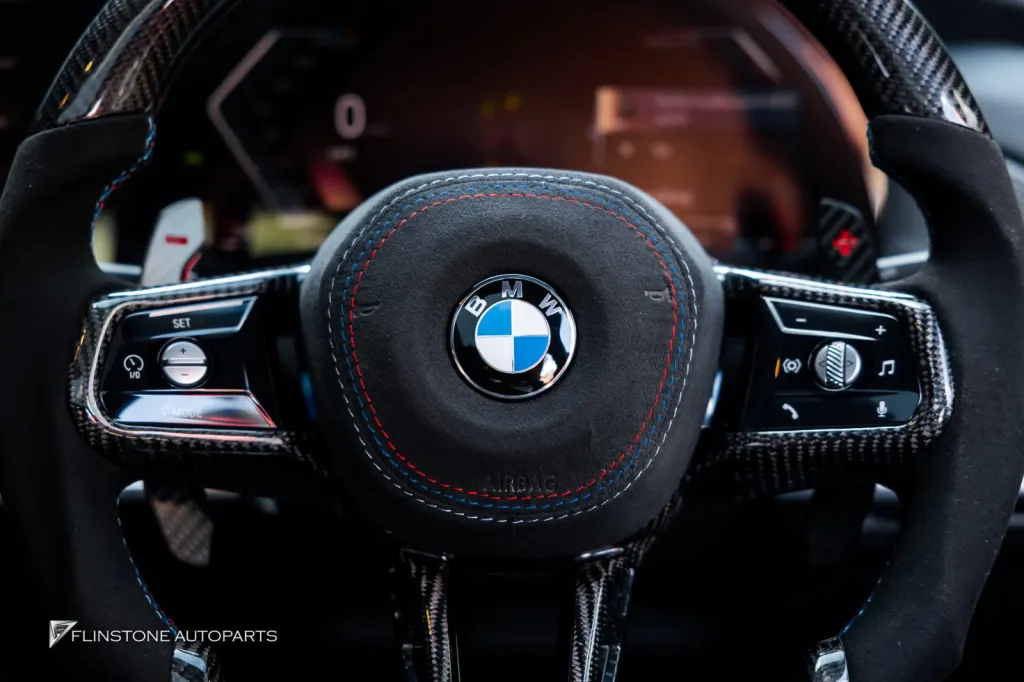 BMW i7 方向盘